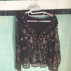 American Eagle Embroidered Top XXL